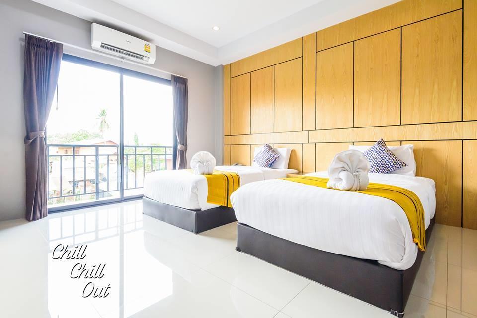 Hobby Hotel Uttaradit Extérieur photo